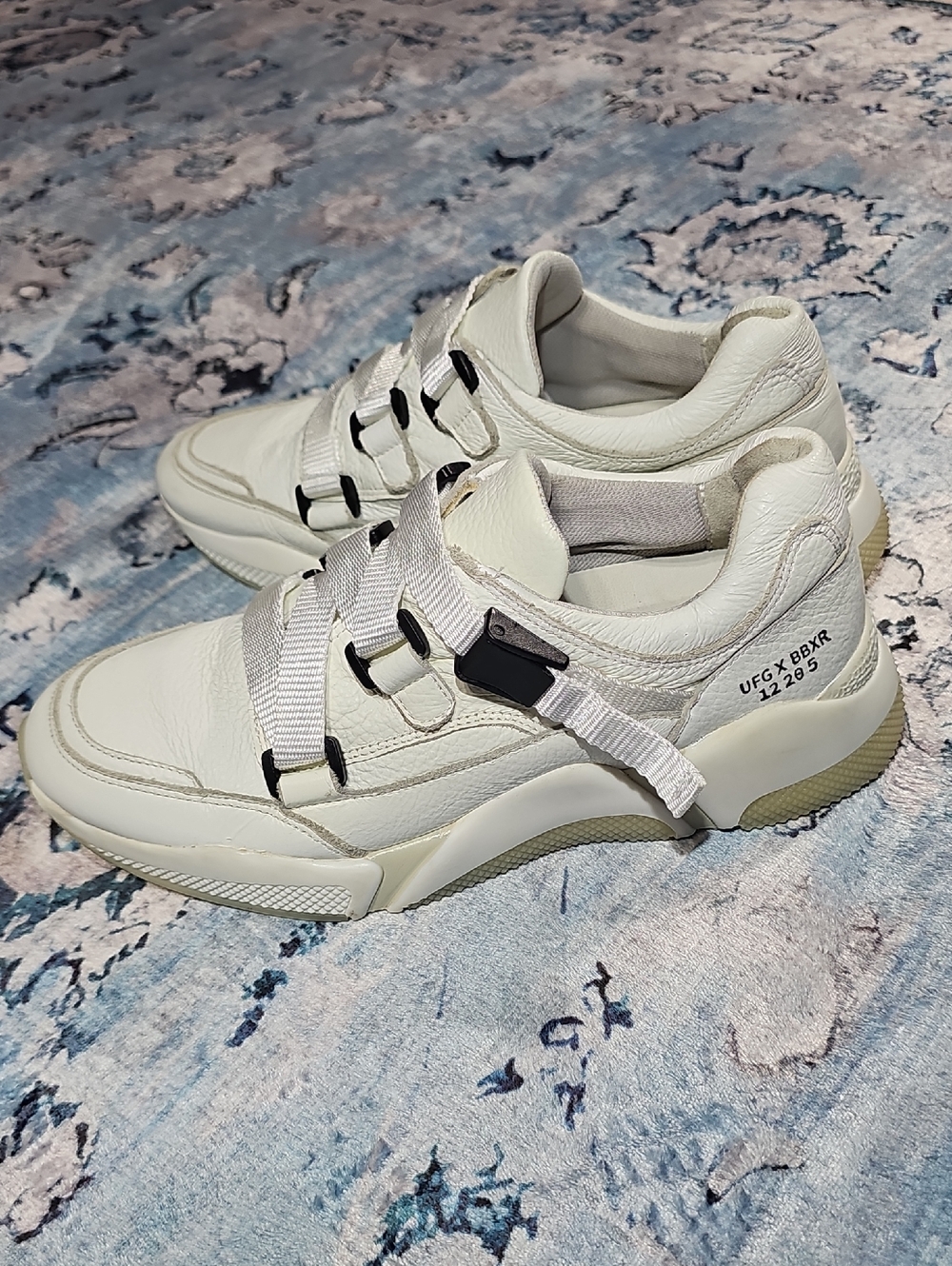 BBXR UFG White Leather Buckle‎ Strap Sneakers Mens 8 Made in Portugal Low Top
